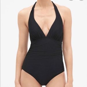 Gap Halter One-Piece womens swimsuit NWT
Tag size- XS & S
